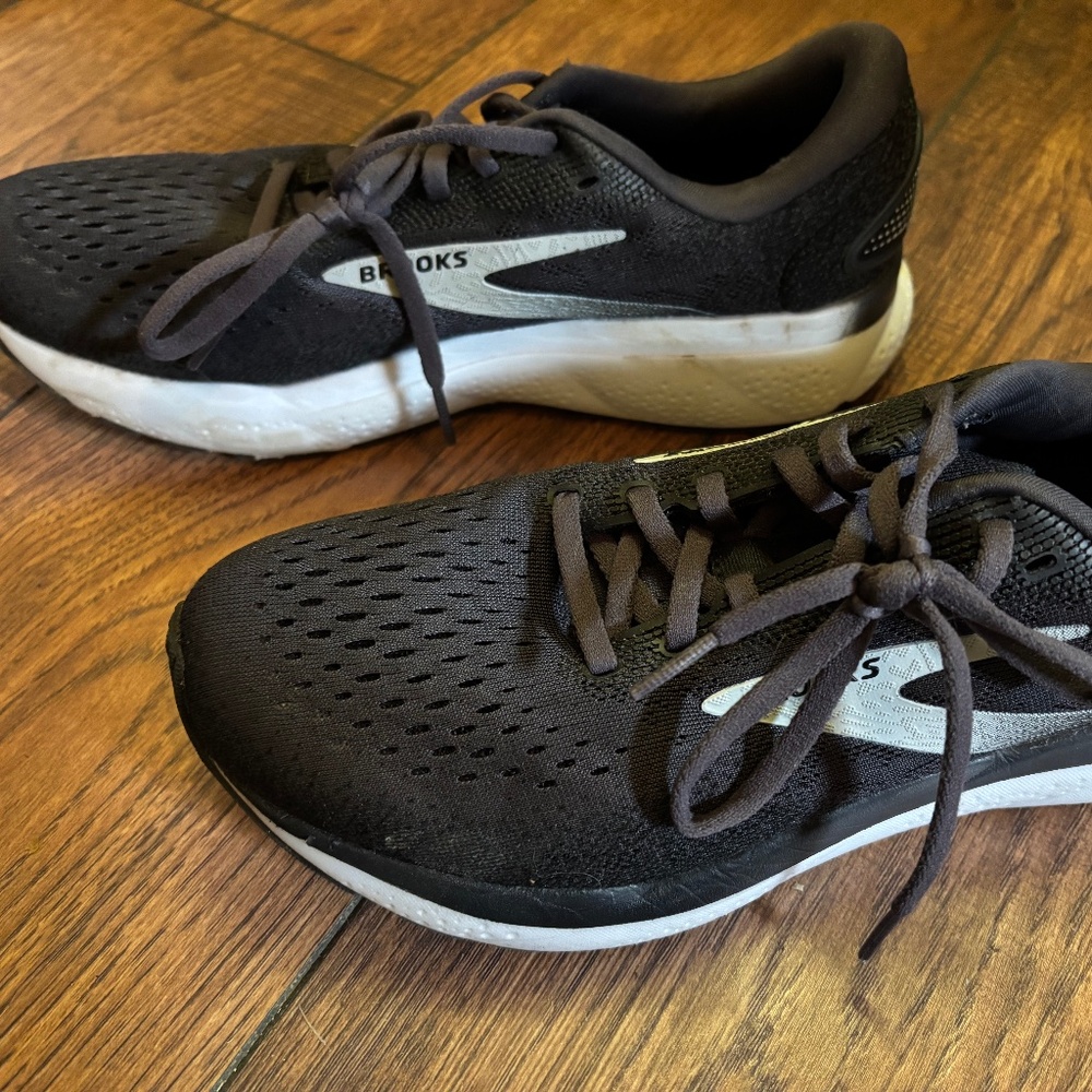 Brooks ghost